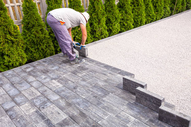 Best Residential Driveway Paver Services  in Winthrop Harbor, IL